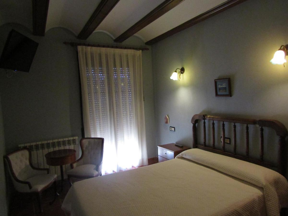 Hostal Paquita Allepuz المظهر الخارجي الصورة