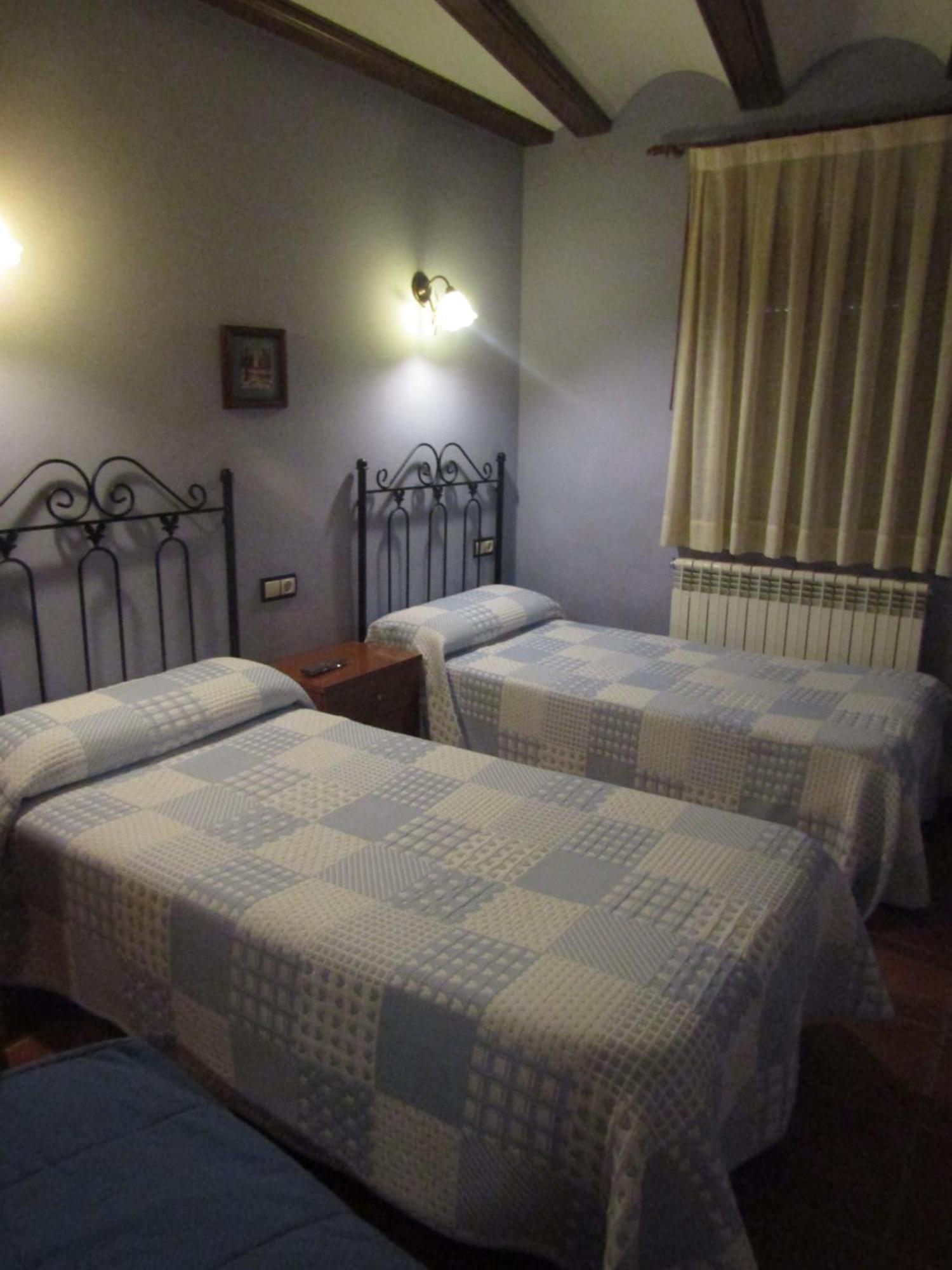 Hostal Paquita Allepuz الغرفة الصورة